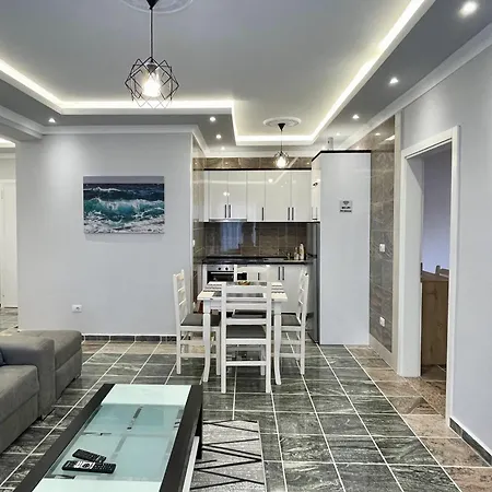 Fishta Quality Q5 36 Apartman Velipoja