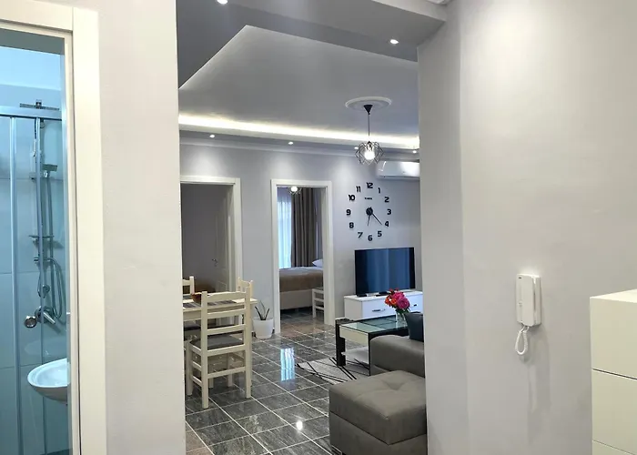 Fishta Quality Q5 36 Apartment Velipojë